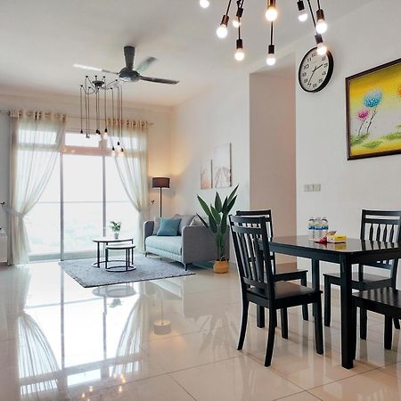 Delight Homestay Twin Galaxy Johor Bahru Zewnętrze zdjęcie